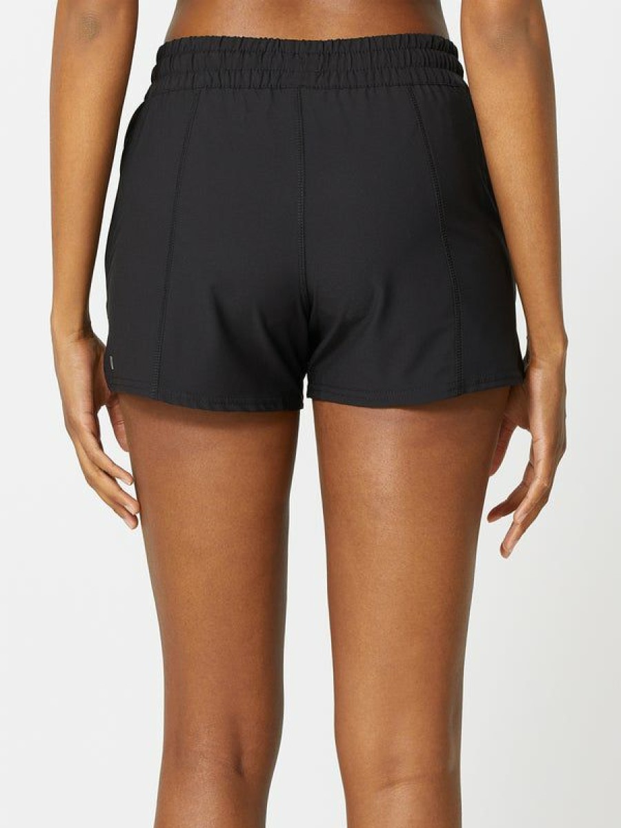 Shorts & Skirts * | Vuori Women'S Clementine 4 Short Black Fire Sale